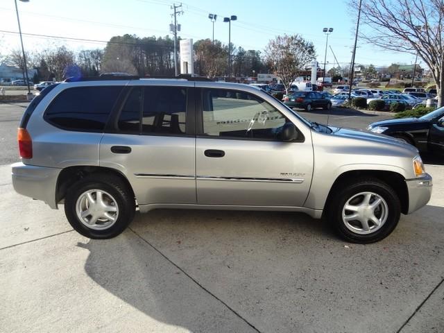 GMC Envoy 2006 photo 4