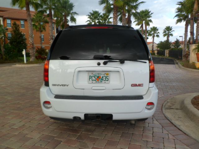 GMC Envoy 2006 photo 4