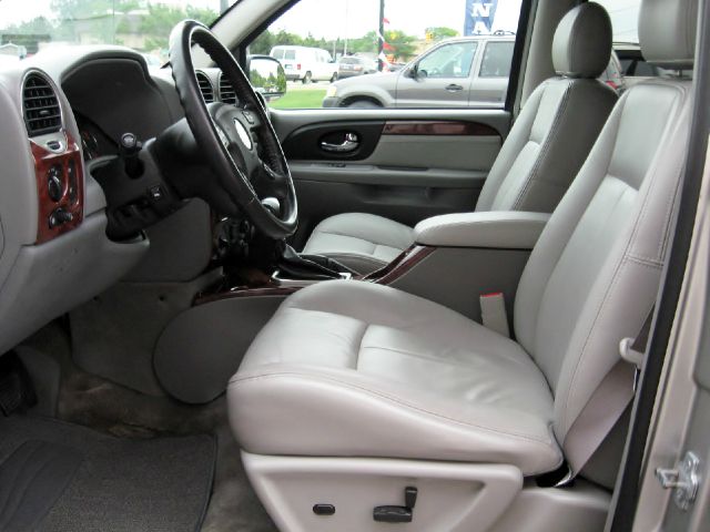 GMC Envoy 2006 photo 18