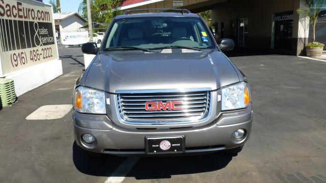 GMC Envoy 2006 photo 2