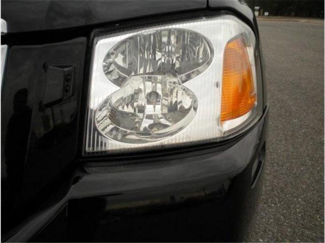 GMC Envoy 2006 photo 2