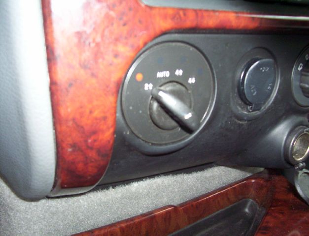 GMC Envoy 2006 photo 3