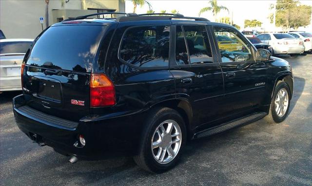 GMC Envoy 2006 photo 3