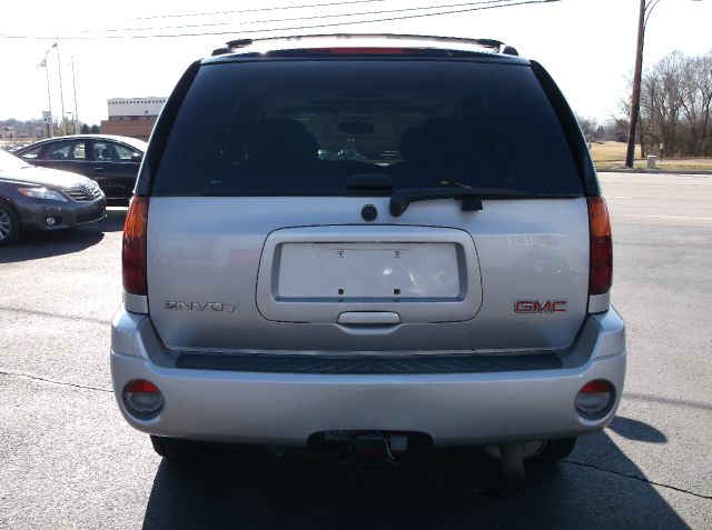 GMC Envoy 2007 photo 1