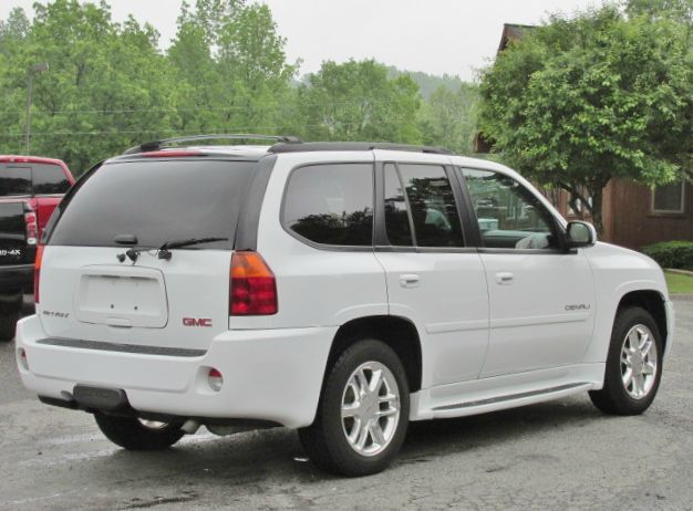 GMC Envoy 2007 photo 11