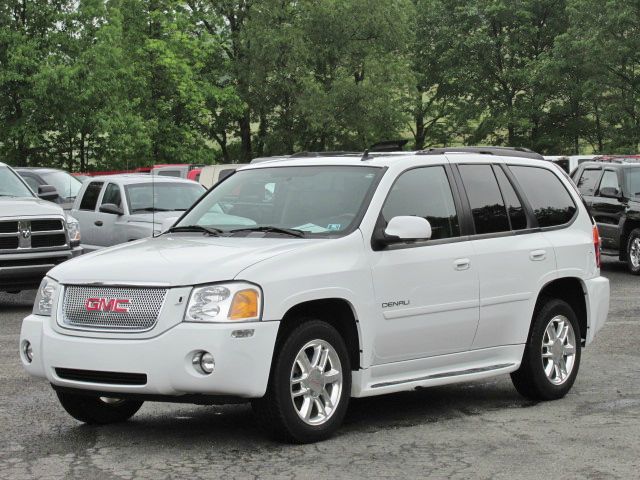 GMC Envoy 2007 photo 12