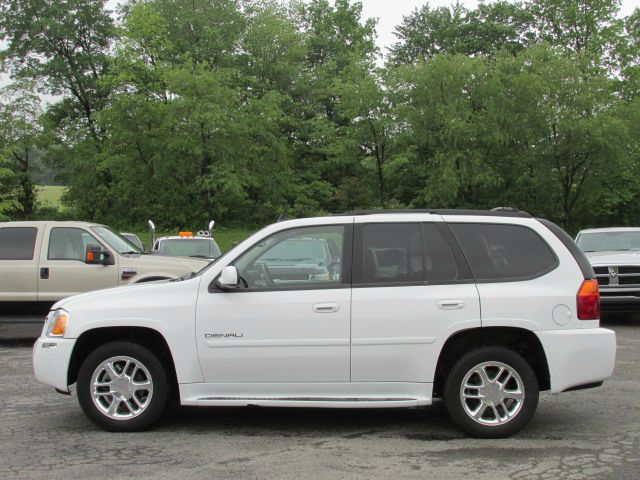 GMC Envoy 2007 photo 9