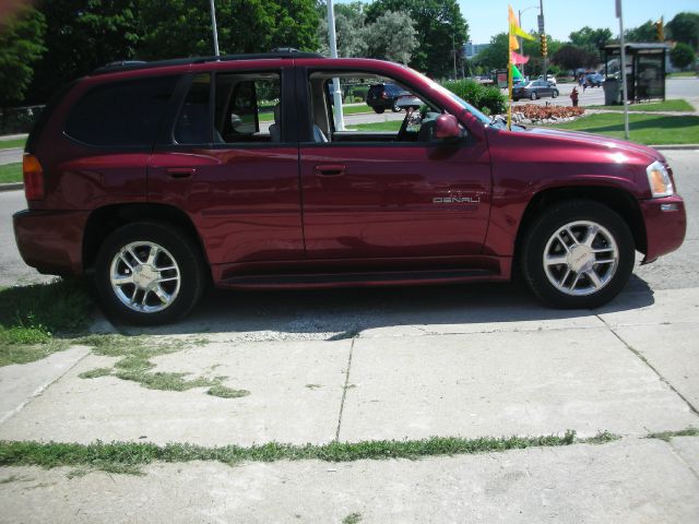 GMC Envoy 2007 photo 1