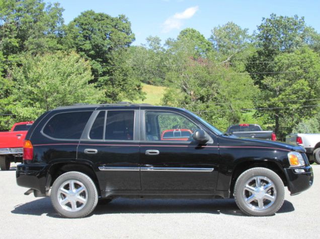 GMC Envoy Aspen SUV