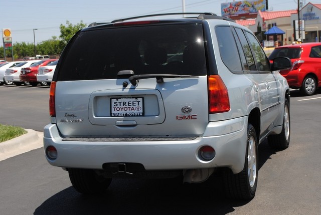 GMC Envoy 2008 photo 4