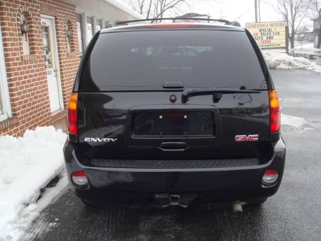 GMC Envoy 2008 photo 1