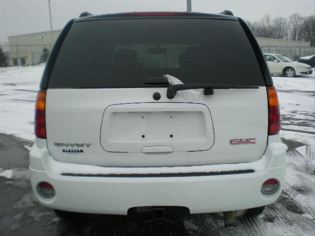 GMC Envoy 2008 photo 5