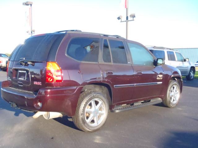 GMC Envoy 2008 photo 1