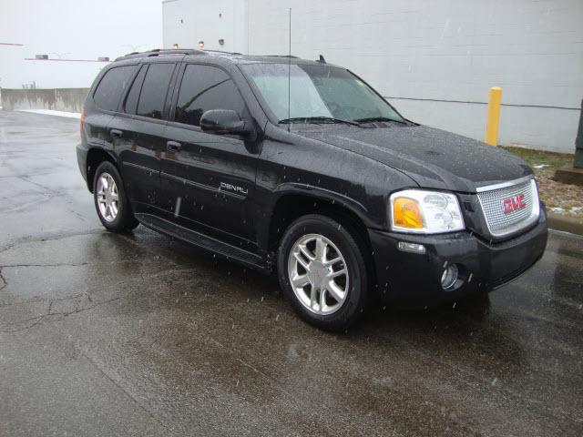 GMC Envoy 2008 photo 0