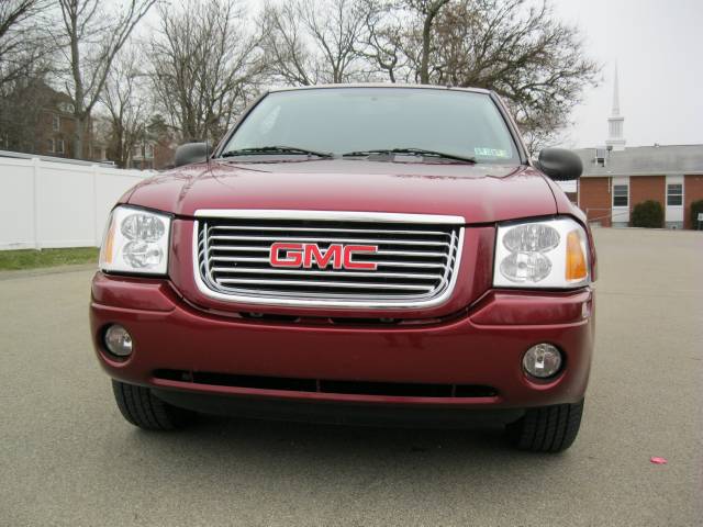 GMC Envoy 2008 photo 0