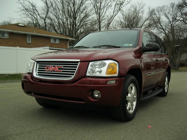 GMC Envoy 2008 photo 1