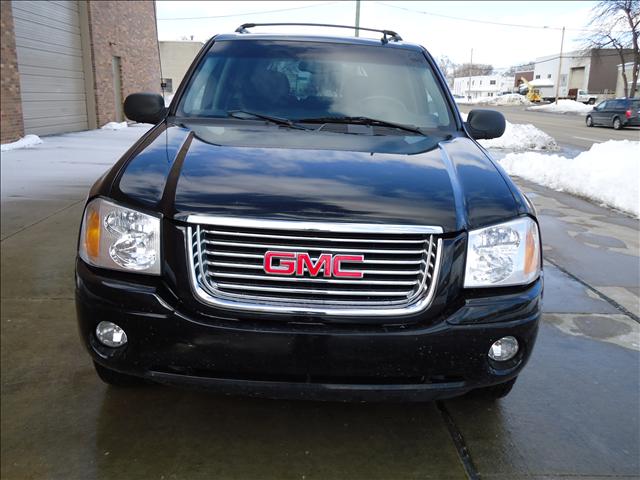 GMC Envoy 2008 photo 2