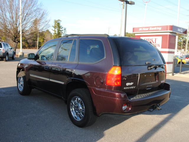 GMC Envoy 2008 photo 1