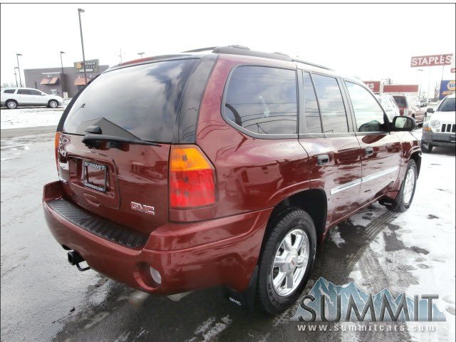 GMC Envoy 2008 photo 2