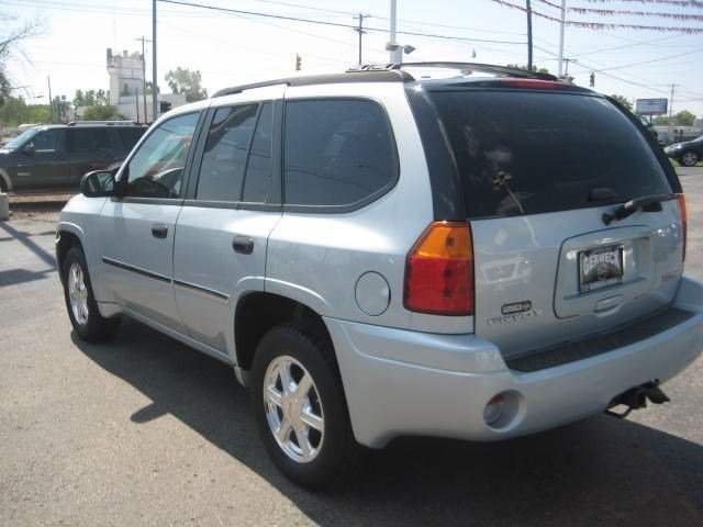 GMC Envoy 2008 photo 3