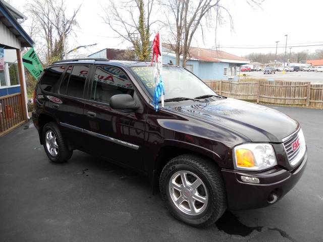 GMC Envoy 2008 photo 2