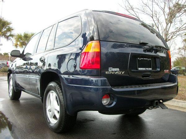 GMC Envoy 2008 photo 4