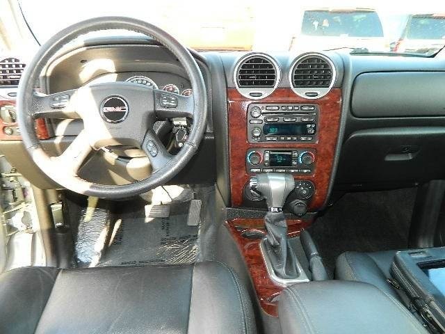 GMC Envoy 2008 photo 4