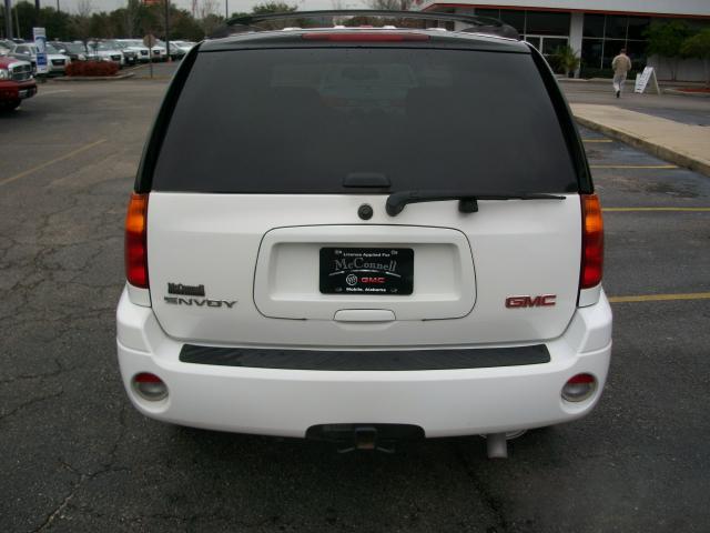 GMC Envoy 2008 photo 5