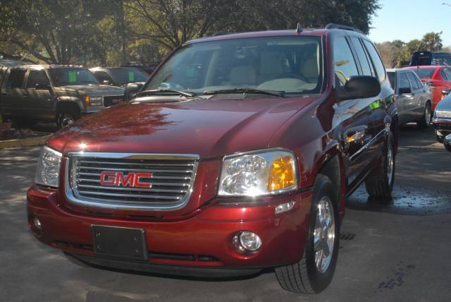 GMC Envoy 2008 photo 2