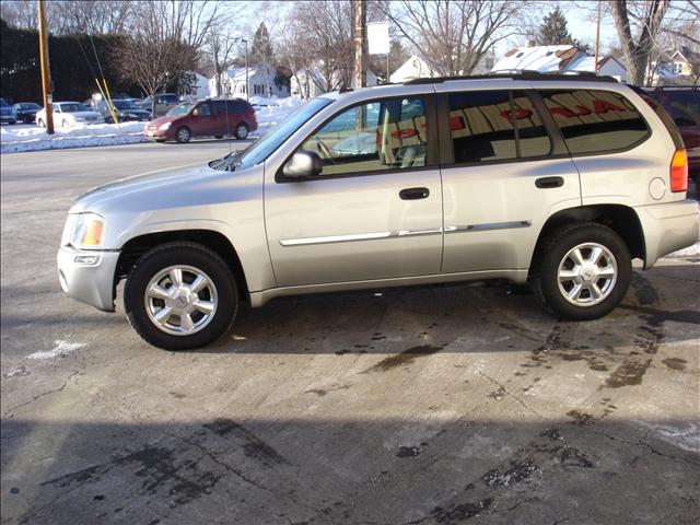 GMC Envoy 2008 photo 1