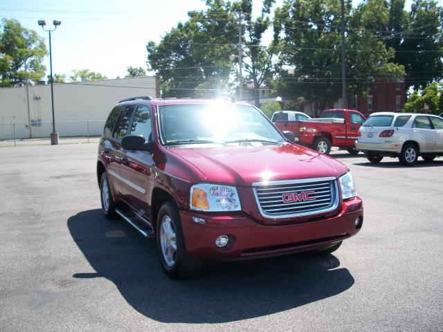 GMC Envoy 2008 photo 1