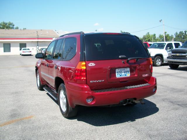 GMC Envoy 2008 photo 3