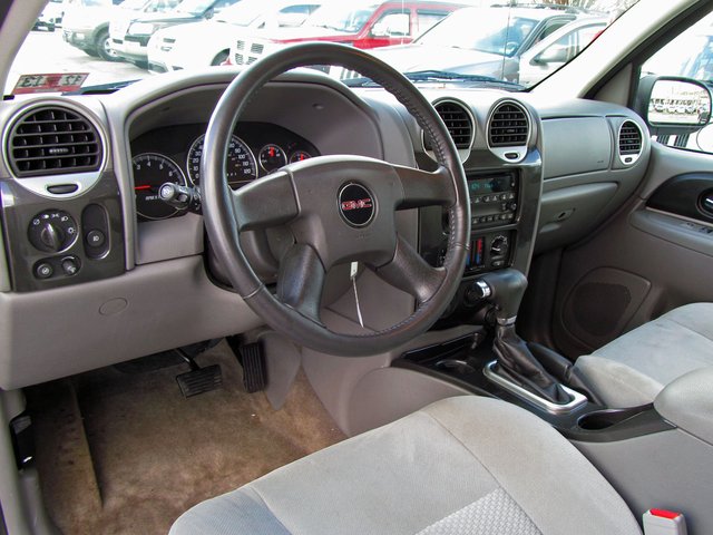 GMC Envoy 2008 photo 4