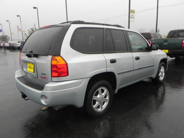 GMC Envoy 2008 photo 4