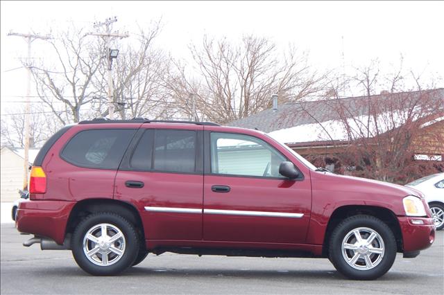 GMC Envoy 2008 photo 2