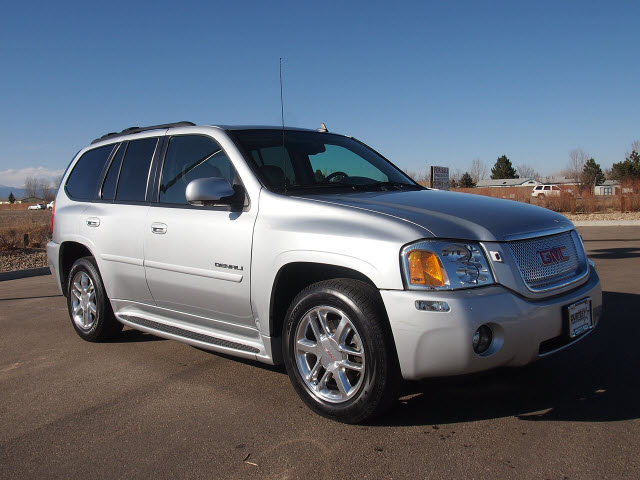 GMC Envoy 2009 photo 3