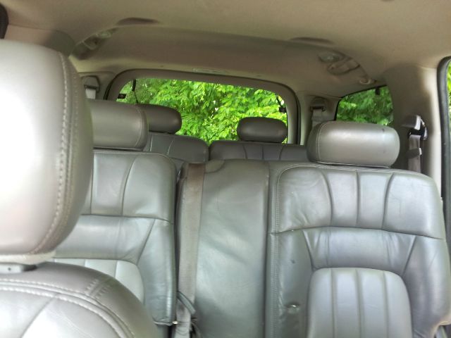 GMC Envoy XL 2002 photo 4