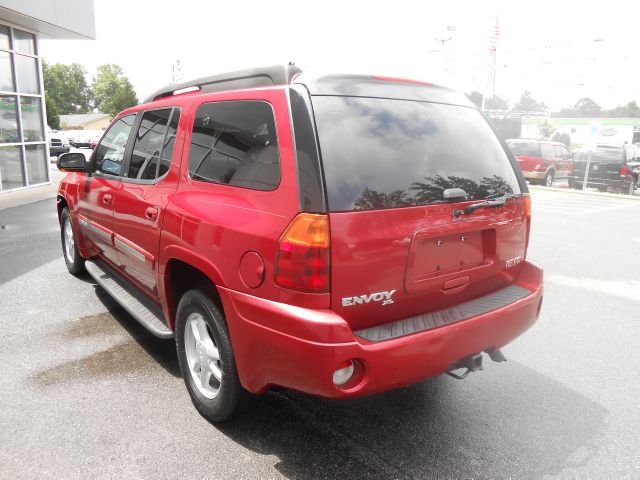 GMC Envoy XL 2003 photo 16