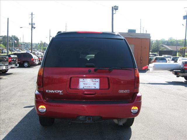 GMC Envoy XL 2003 photo 3