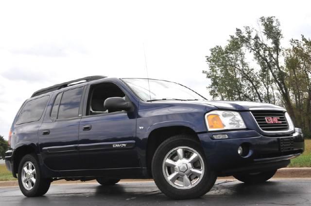 GMC Envoy XL 2003 photo 2