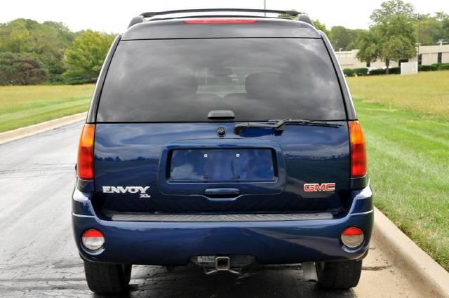 GMC Envoy XL 2003 photo 5