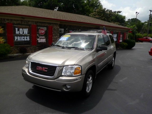 GMC Envoy XL 2003 photo 1