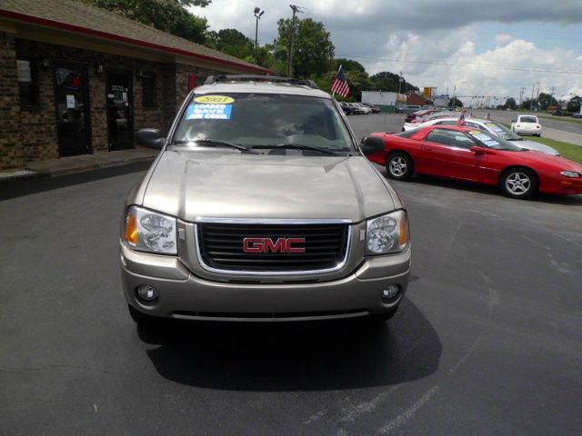 GMC Envoy XL 2003 photo 2