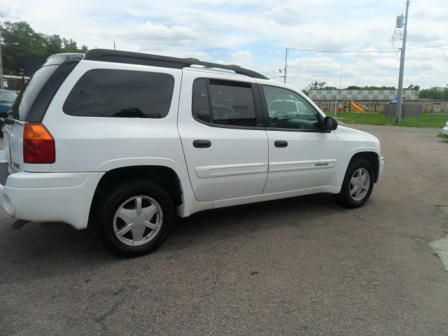 GMC Envoy XL 2003 photo 7