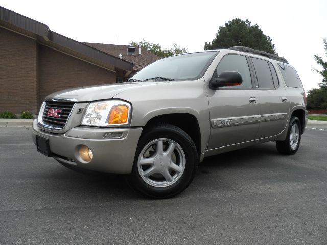 GMC Envoy XL 2003 photo 1