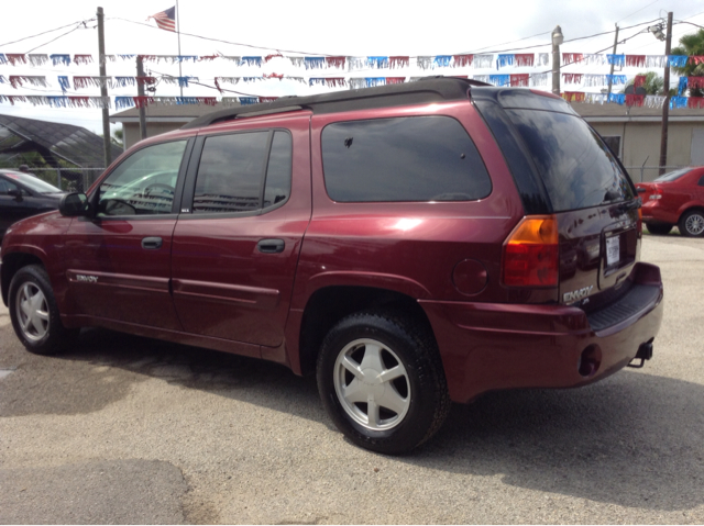 GMC Envoy XL 2003 photo 3