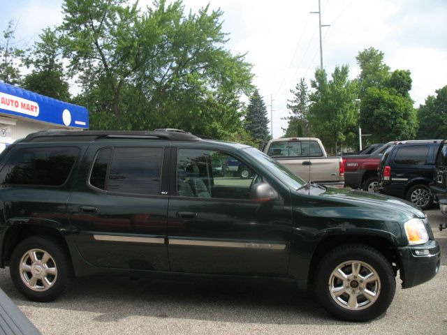 GMC Envoy XL 2003 photo 2