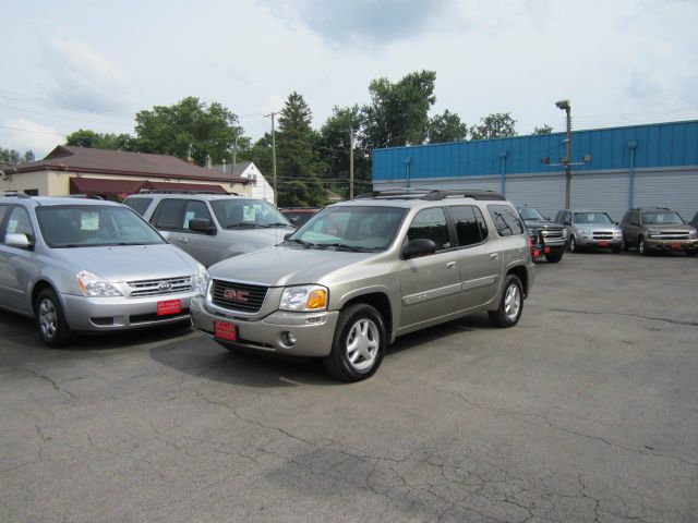 GMC Envoy XL 2003 photo 1