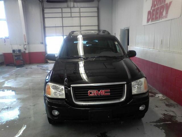 GMC Envoy XL 2003 photo 2