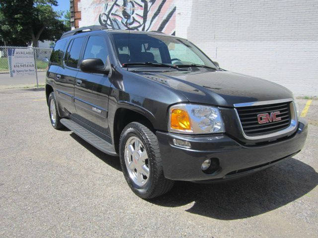 GMC Envoy XL 2003 photo 1